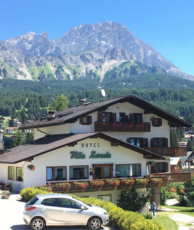 Hotel Villa Nevada Cortina d'Ampezzo Exterior photo